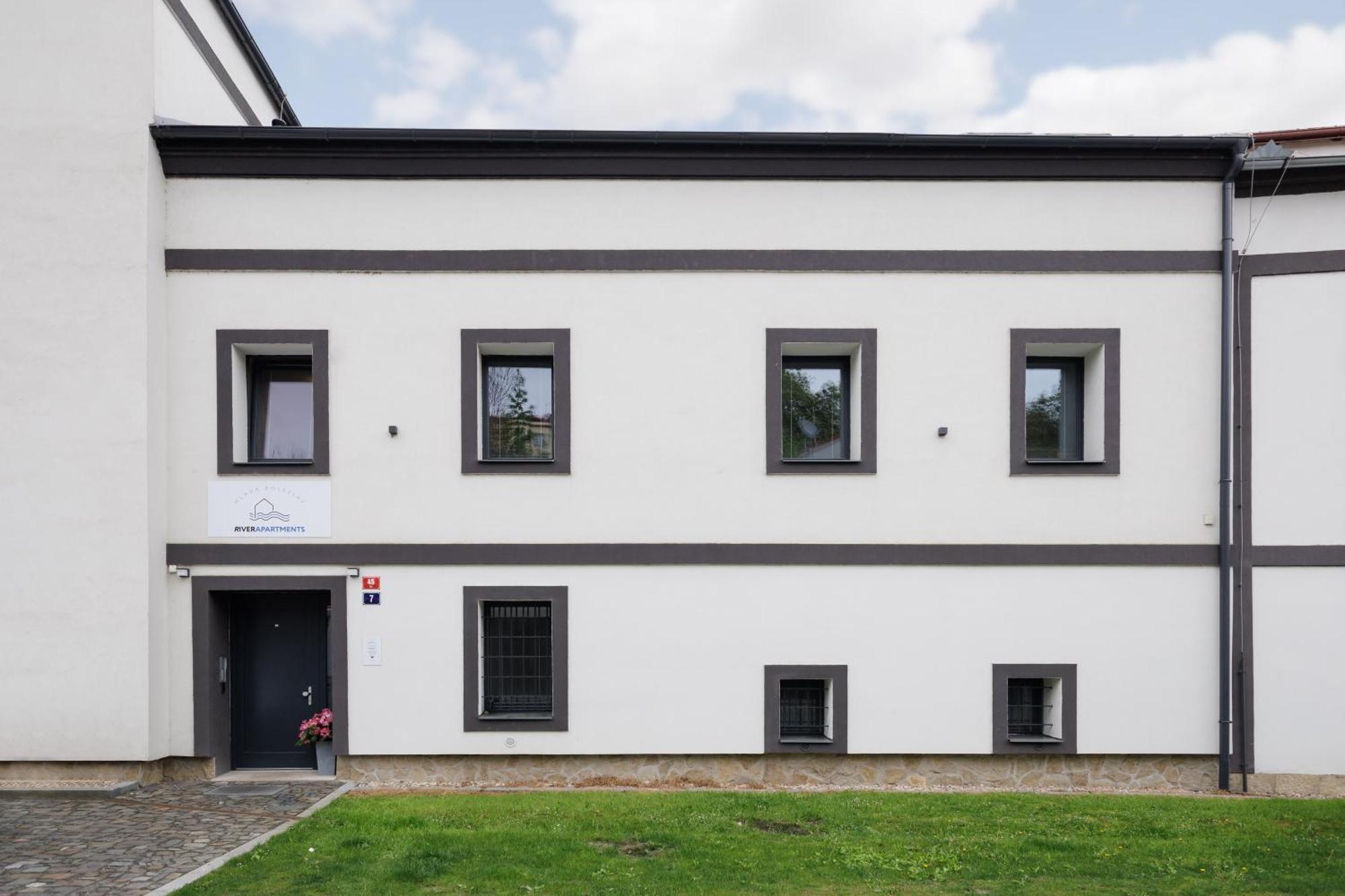 River Apartments Mladá Boleslav Exterior foto