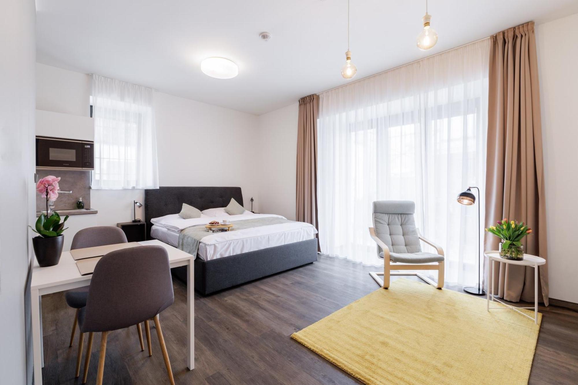 River Apartments Mladá Boleslav Exterior foto